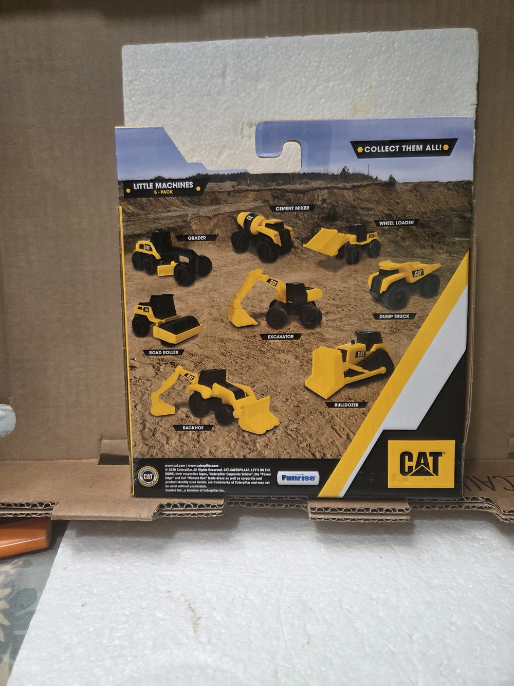 Caterpillar Yellow & Black Little Machines 5-Pack Toy Construction Vehicles